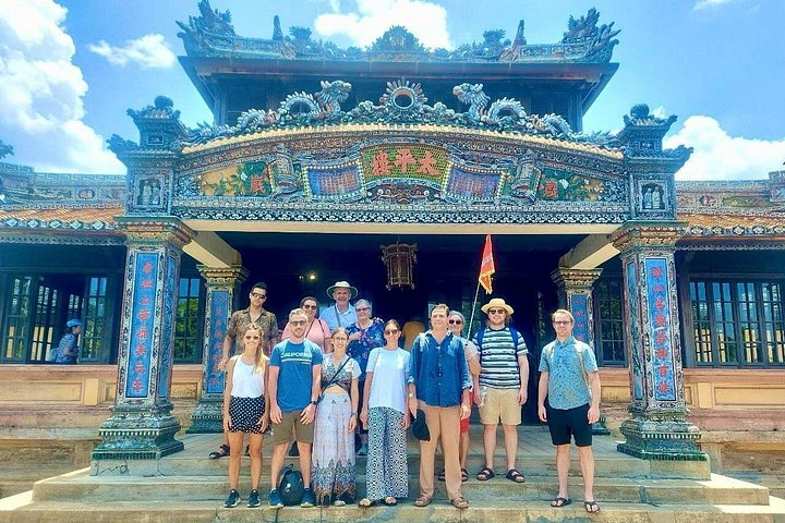Tour met kleine groep die de Keizerlijke Stad Hue, Hai Van Pass en historische bezienswaardigheden vanuit Da Nang verkent, foto 15 | wizardtrip