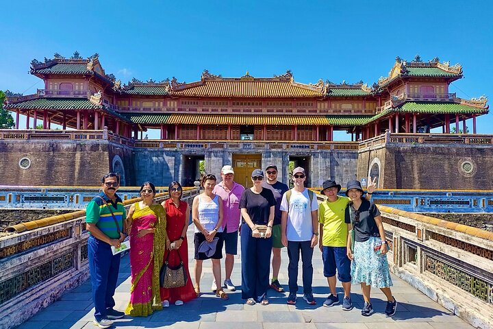 Tour met kleine groep die de Keizerlijke Stad Hue, Hai Van Pass en historische bezienswaardigheden vanuit Da Nang verkent, foto 20 | wizardtrip