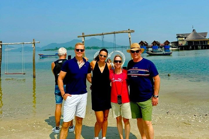 Tour met kleine groep die de Keizerlijke Stad Hue, Hai Van Pass en historische bezienswaardigheden vanuit Da Nang verkent, foto 42 | wizardtrip