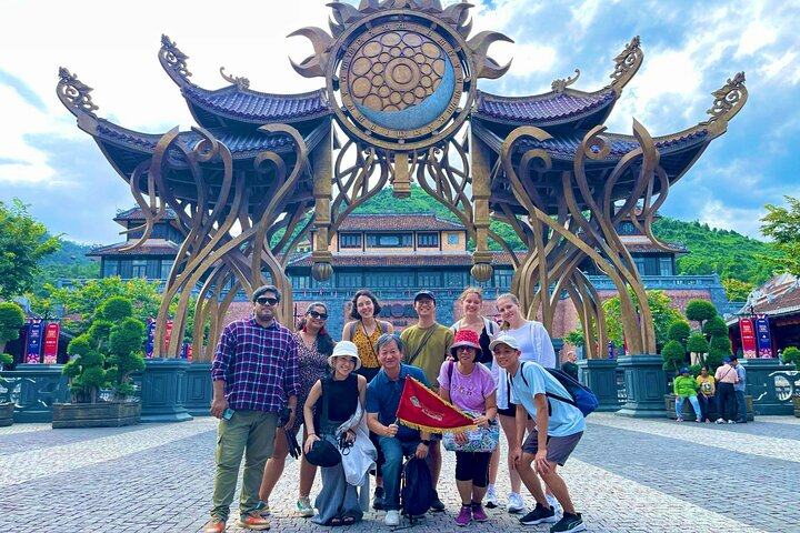 Tour de día completo a las Colinas de Ba Na y al Puente Dorado desde Da Nang, Vietnam, foto 6 | wizardtrip
