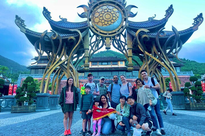 Tour de día completo a las Colinas de Ba Na y al Puente Dorado desde Da Nang, Vietnam, foto 20 | wizardtrip