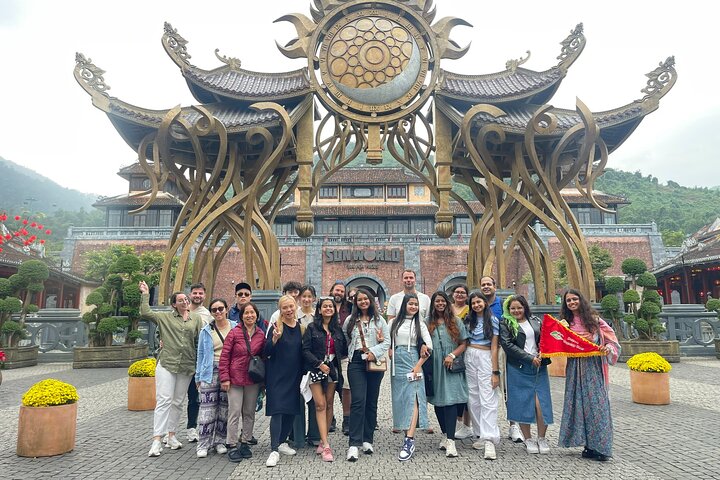 Tour de día completo a las Colinas de Ba Na y al Puente Dorado desde Da Nang, Vietnam, foto 41 | wizardtrip