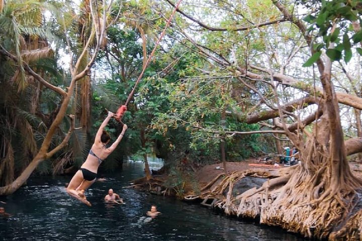 Explore as Cachoeiras de Materuni, plantações de café e Fontes Termais de Kikuletwa perto de Arusha, Tanzânia, foto 8 | wizardtrip