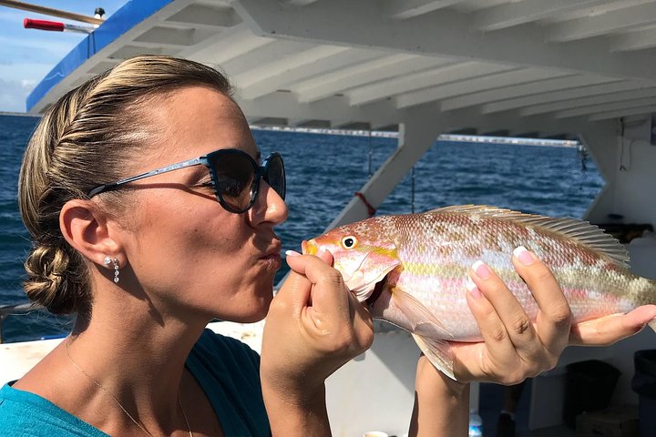 Dypvannsfiskeutflukt i Riviera Beach, Florida, som gir en sjanse til å fange fisk og se marint dyreliv, foto 9 | wizardtrip