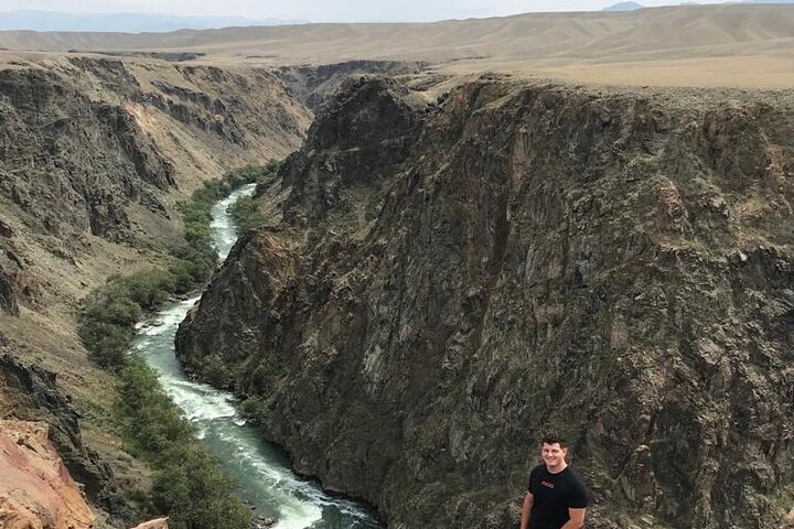 Explora la impresionante belleza natural de los lagos Kolsai y Kaindy y los cañones de Charyn de Kazajistán en un tour de aventura de 2 días, foto 12 | wizardtrip