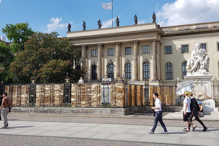 En omfattende gåtur som utforsker Berlins rike historie og ikoniske landemerker, foto 21 | wizardtrip