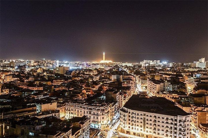 Nattur i Casablanca landemerker inkludert Hassan II-moskeen, gamle medinaen og Mohammed V-plassen, etterfulgt av en marokkansk middag, foto 19 | wizardtrip