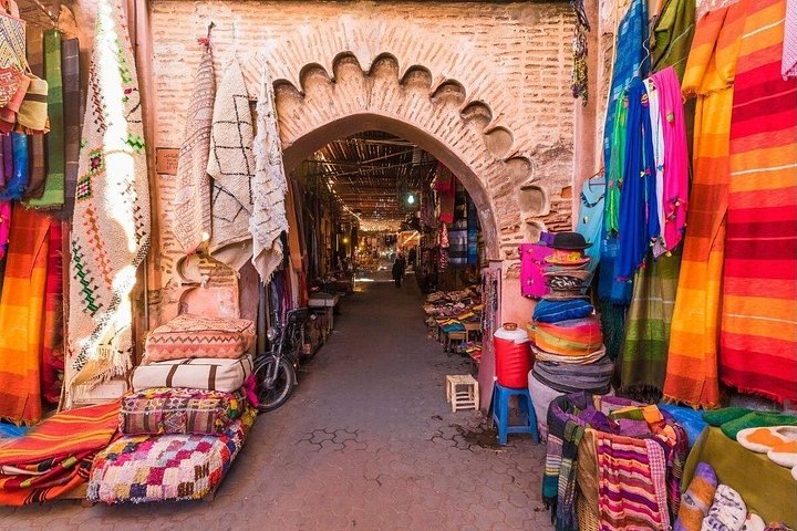 Dagtocht naar Marrakech vanuit Casablanca met kamelenritten, paardenkoetsen en Medina-verkenning, foto 8 | wizardtrip