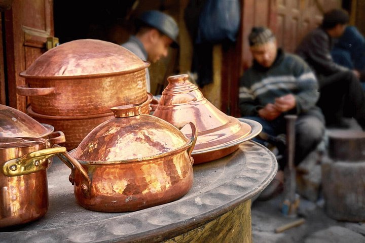 Un tour guiado por Fez desde Casablanca, que muestra su Medina histórica, monumentos y artesanía, foto 15 | wizardtrip