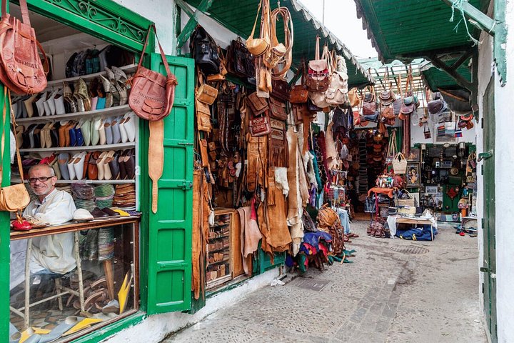Un tour guiado por Fez desde Casablanca, que muestra su Medina histórica, monumentos y artesanía, foto 16 | wizardtrip