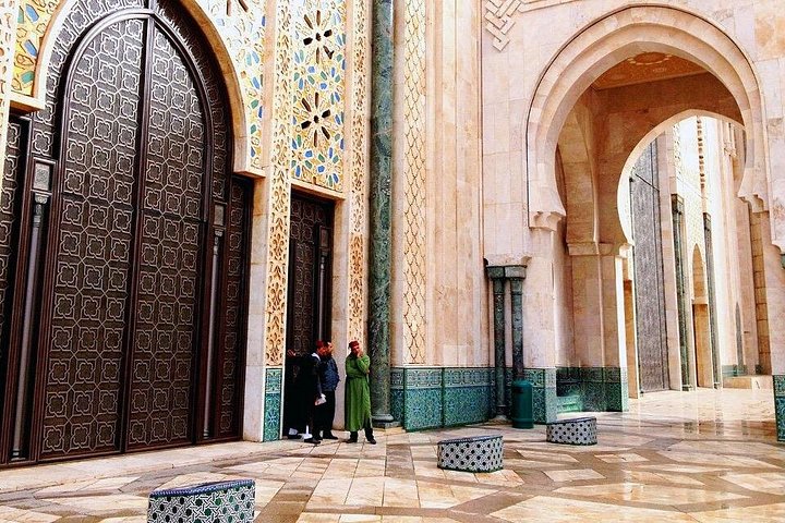 Tour por la ciudad de Casablanca con la Mezquita Hassan II, la Medina y mercados locales, foto 27 | wizardtrip