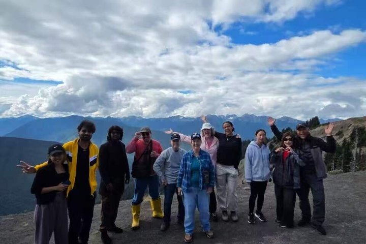 Passeio em grupo pequeno explorando o Parque Nacional Olympic saindo de Seattle, com ferries, montanhas e lagos, foto 20 | wizardtrip