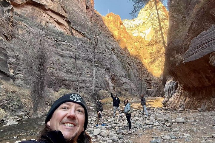 Small group tour exploring the stunning red rock canyons and scenic trails of Zion National Park from Las Vegas, photo 9 | wizardtrip