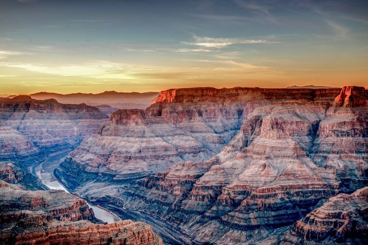 Tour de día completo a Grand Canyon West desde Las Vegas, incluye parada en la Presa Hoover y Skywalk opcional, foto 9 | wizardtrip