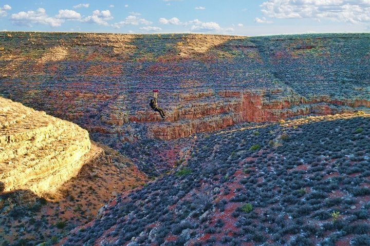 Tour de día completo a Grand Canyon West desde Las Vegas, incluye parada en la Presa Hoover y Skywalk opcional, foto 12 | wizardtrip