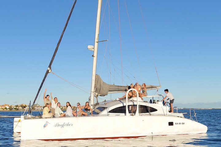 Goditi una crociera in catamarano di mezza giornata lungo la costa dell'isola di Sal, Capo Verde, con nuoto e snorkeling, foto 21 | wizardtrip