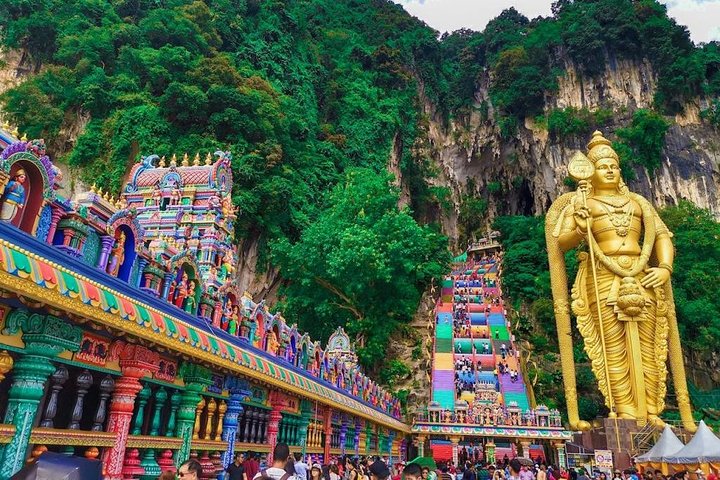 Tour privato dei monumenti più famosi di Kuala Lumpur, tra cui le Petronas Towers e le Batu Caves, foto 16 | wizardtrip