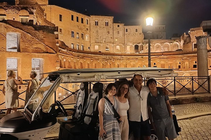 Privat golfbilstur i Roms historiska centrum, besök sevärdheter som Fontana di Trevi och Pantheon, foto 9 | wizardtrip