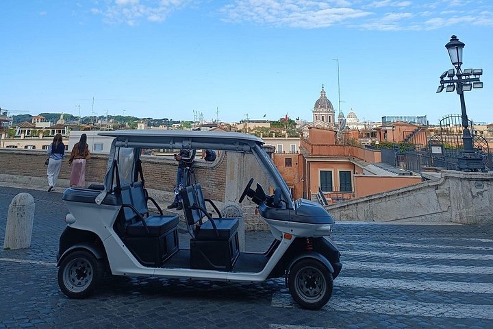 Privat golfbilstur i Roms historiska centrum, besök sevärdheter som Fontana di Trevi och Pantheon, foto 11 | wizardtrip