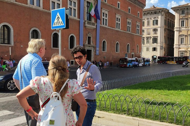 Privat golfbilstur i Roms historiska centrum, besök sevärdheter som Fontana di Trevi och Pantheon, foto 21 | wizardtrip