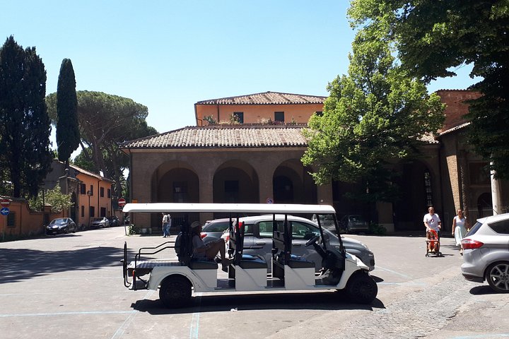 Privat golfbilstur i Roms historiska centrum, besök sevärdheter som Fontana di Trevi och Pantheon, foto 25 | wizardtrip