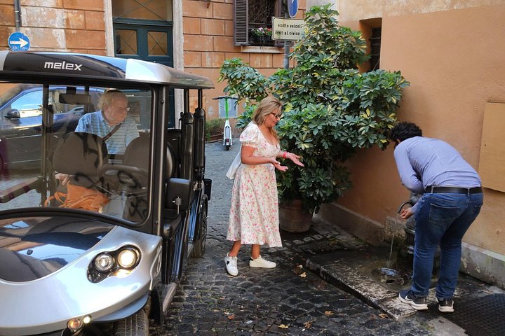 Privat golfbilstur i Roms historiska centrum, besök sevärdheter som Fontana di Trevi och Pantheon, foto 38 | wizardtrip