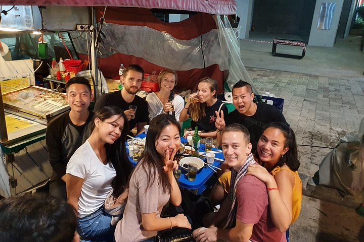 A guided food and drink tour through Seoul's hidden alleys and local markets, photo 8 | wizardtrip