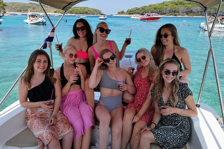 Båttur som utforskar Blå grottan, Hvar och andra öar i Kroatien, foto 15 | wizardtrip