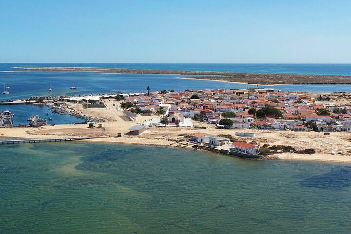 Excursion en bateau dans le parc naturel de Ria Formosa à Faro, Portugal, visitant ses magnifiques îles, photo 17 | wizardtrip