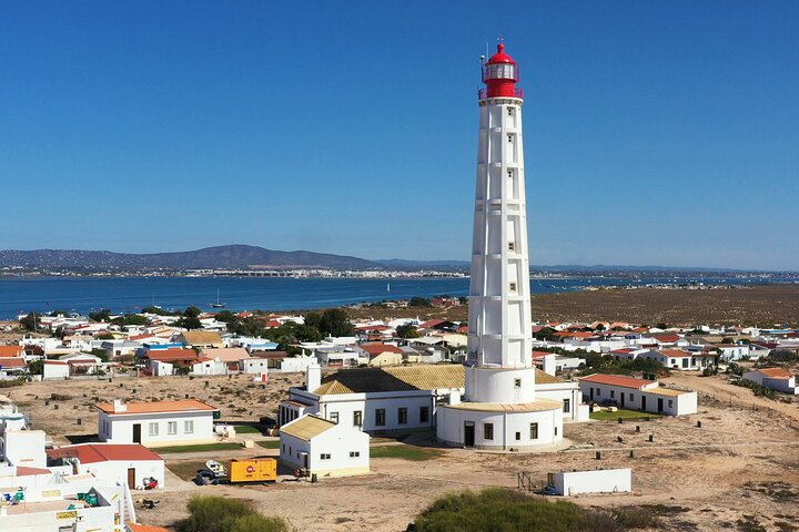 Excursion en bateau dans le parc naturel de Ria Formosa à Faro, Portugal, visitant ses magnifiques îles, photo 20 | wizardtrip