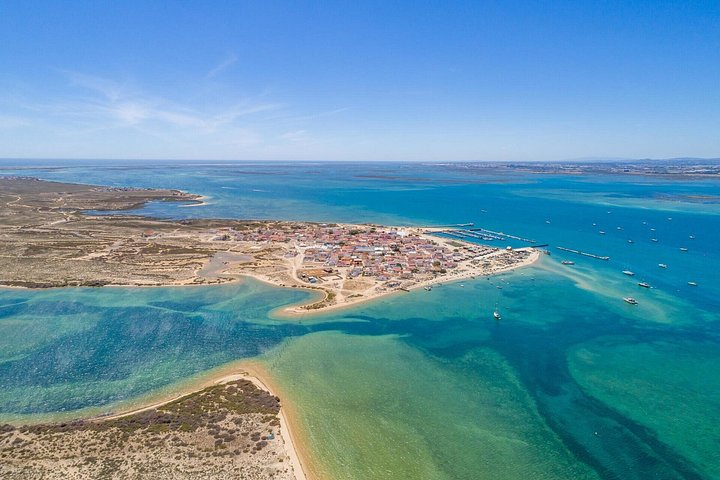 Excursion en bateau dans le parc naturel de Ria Formosa à Faro, Portugal, visitant ses magnifiques îles, photo 44 | wizardtrip