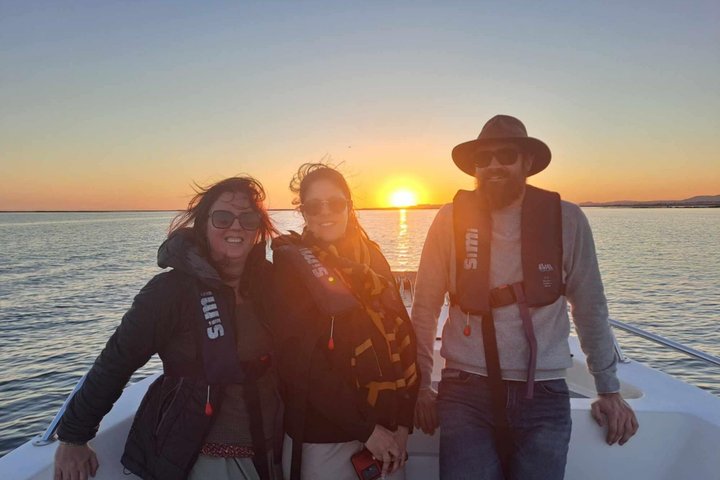 Gita in barca al tramonto nella Ria Formosa, Portogallo, esplorando isole e gustando prelibatezze locali, foto 9 | wizardtrip