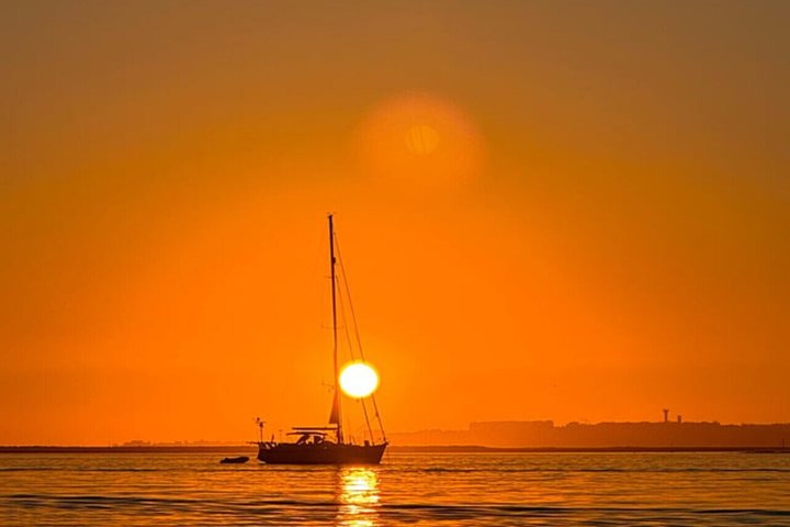 Gita in barca al tramonto nella Ria Formosa, Portogallo, esplorando isole e gustando prelibatezze locali, foto 33 | wizardtrip