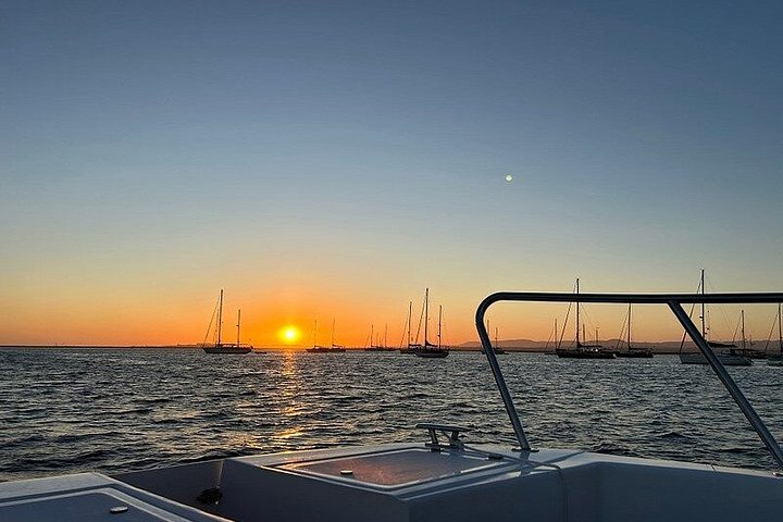 Gita in barca al tramonto nella Ria Formosa, Portogallo, esplorando isole e gustando prelibatezze locali, foto 34 | wizardtrip