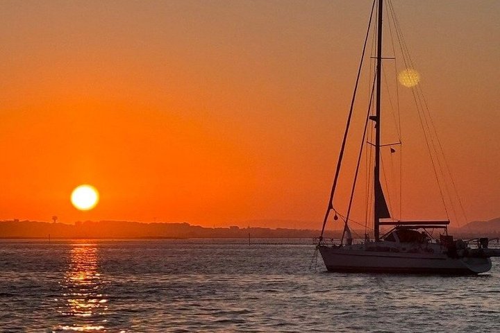 Gita in barca al tramonto nella Ria Formosa, Portogallo, esplorando isole e gustando prelibatezze locali, foto 37 | wizardtrip