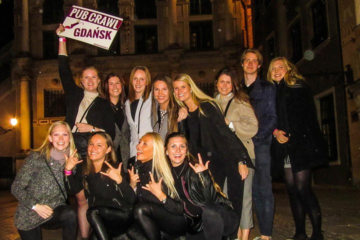 Gdansk Pub Crawl: Bars, Nightclub Entry, Free Shots & Games | wizardtrip