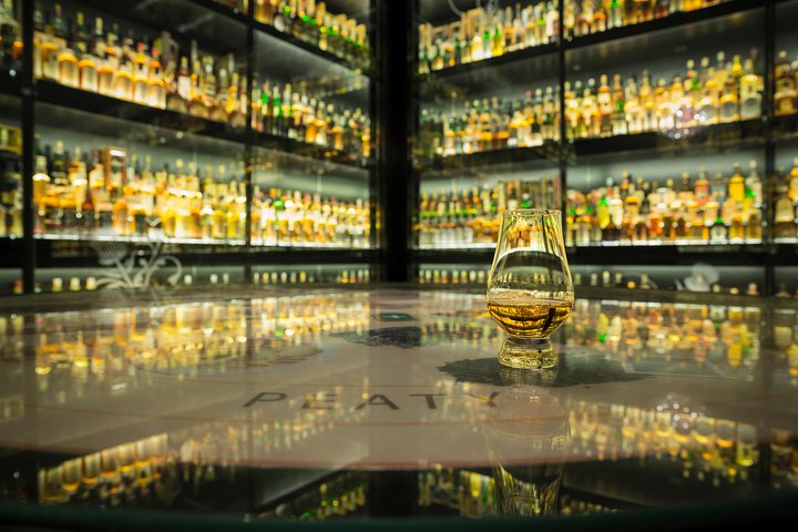 Visite guidée et dégustation de whisky à The Scotch Whisky Experience à Édimbourg, photo 11 | wizardtrip