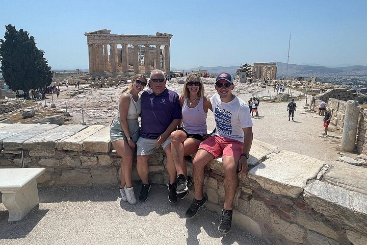 Tour in kleine groep die het oude en moderne Athene verkent, inclusief de Akropolis en Plaka, foto 26 | wizardtrip