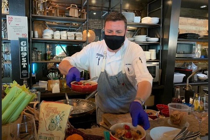 Tour gastronomico e storico di Charleston con corso di cucina guidato da uno chef e degustazione di vini, foto 7 | wizardtrip