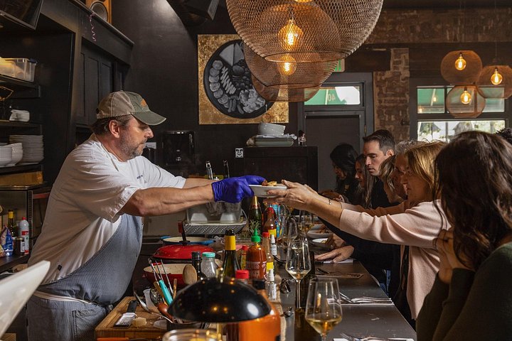 Tour gastronomico e storico di Charleston con corso di cucina guidato da uno chef e degustazione di vini, foto 25 | wizardtrip