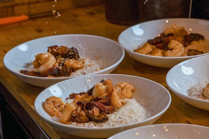 Tour gastronomico e storico di Charleston con corso di cucina guidato da uno chef e degustazione di vini, foto 26 | wizardtrip