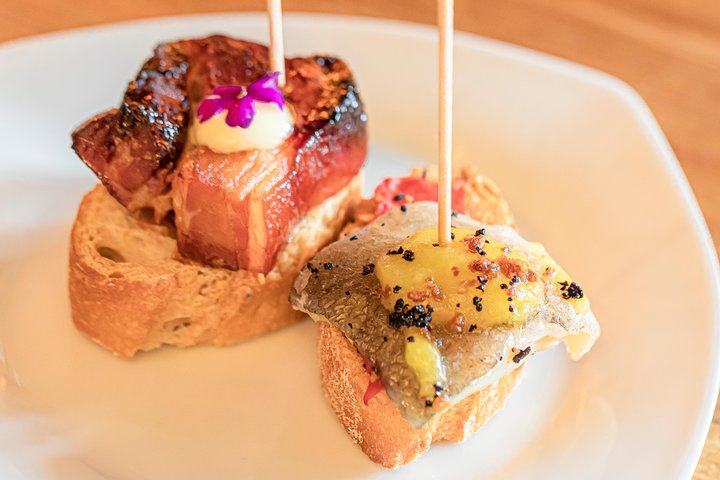 Explore Bilbao's culinary scene with a local guide, tasting pintxos and wine at authentic bars, photo 16 | wizardtrip