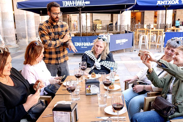 Explore Bilbao's culinary scene with a local guide, tasting pintxos and wine at authentic bars, photo 22 | wizardtrip