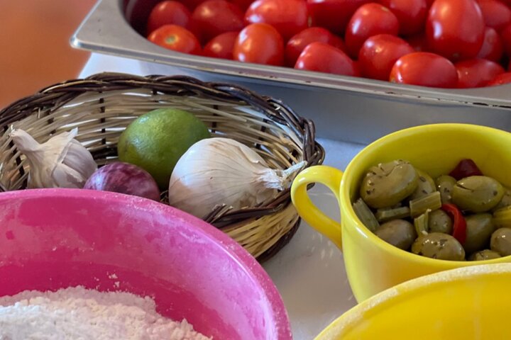 Cours de cuisine sicilienne authentique à Taormine, incluant visite du marché et repas fait maison, photo 8 | wizardtrip