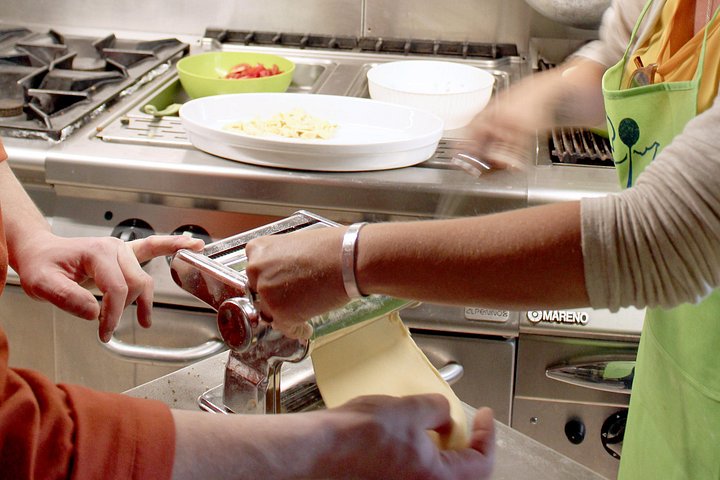 Cours de cuisine sicilienne authentique à Taormine, incluant visite du marché et repas fait maison, photo 9 | wizardtrip