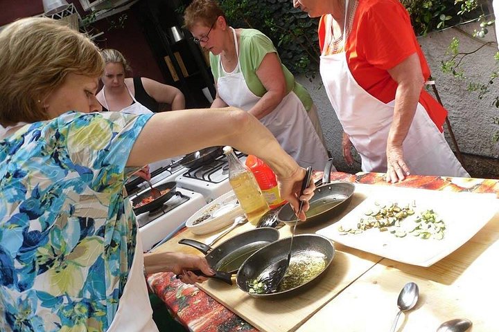 Cours de cuisine sicilienne authentique à Taormine, incluant visite du marché et repas fait maison, photo 13 | wizardtrip