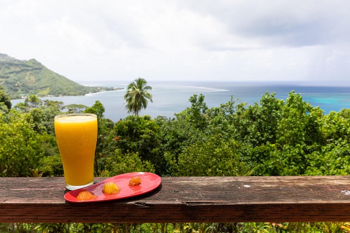 Moorea street food tour med lokal guide, provsmakar lokala delikatesser och besöker natursköna platser, foto 8 | wizardtrip