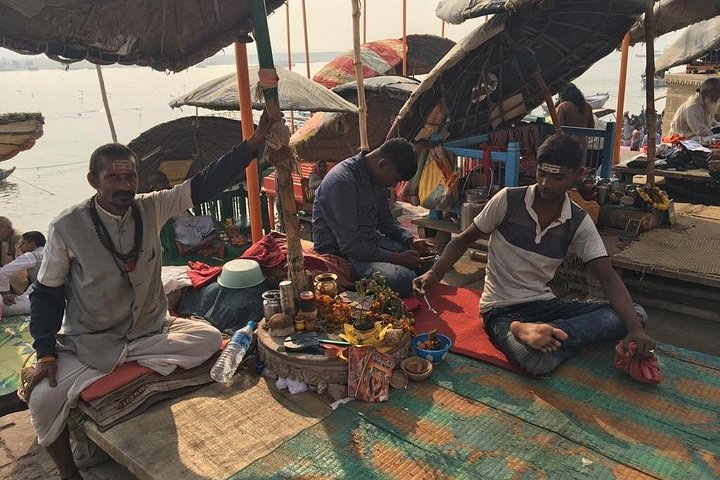 Experimente o coração espiritual de Varanasi num passeio guiado pelos seus ghats e templos sagrados, foto 14 | wizardtrip
