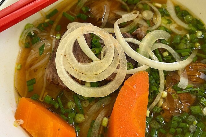 Ho Chi Minh City streetfoodtour met lokale gerechten en levendige markten, foto 12 | wizardtrip