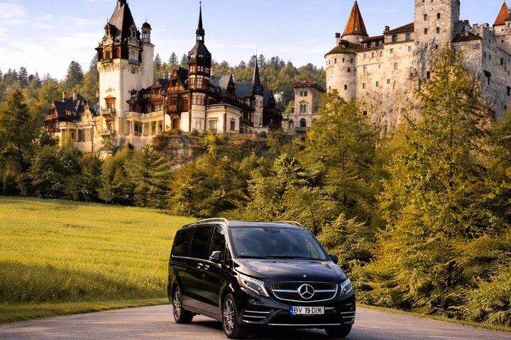 Explore los castillos de Peleș, Bran y Râșnov, y el Monasterio de Sinaia en un tour de lujo en grupo pequeño desde Brașov, foto 33 | wizardtrip